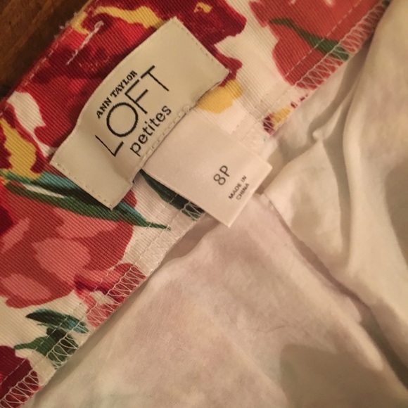 LOFT Floral Skirt sz 8 - Picture 2 of 3